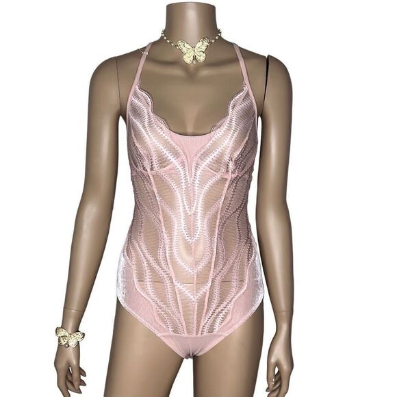 NWT Wolford Esmeralda String Body Rose Powder Pink  10 D-cup M - Picture 1 of 15